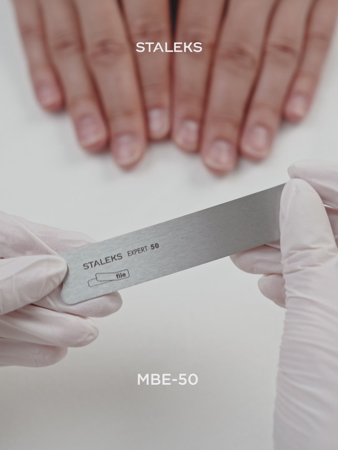 Carica video: STALEKS EXPERT 50 Base per la lime metallica corta (95 mm)